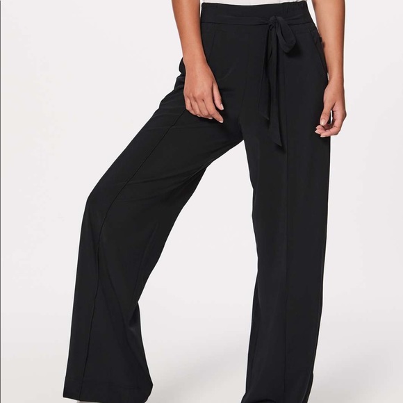 Lululemon Noir Black Pant - Picture 1 of 12